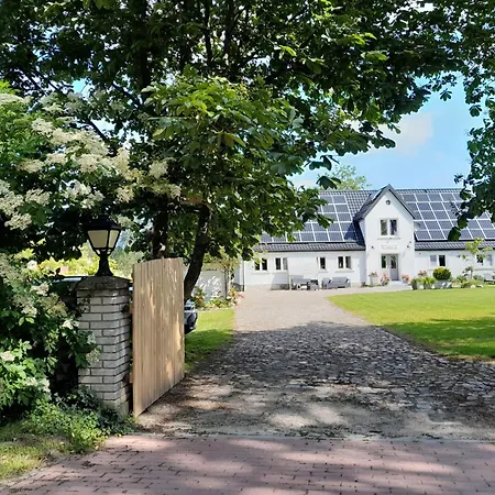 Dom Nad Morzem Ludwikowo *