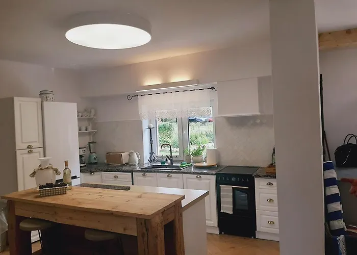 Dom Nad Morzem Ludwikowo 펜션 *