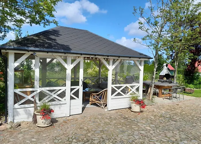 Dom Nad Morzem Ludwikowo 펜션 *